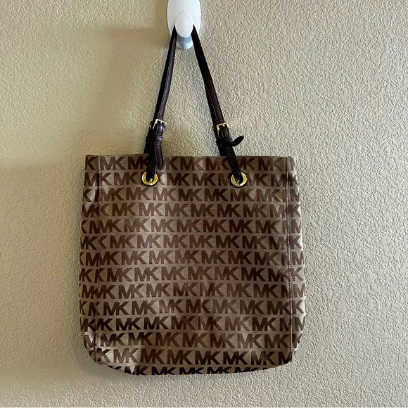 Michael Kors Handbags - Michael Kors Signature MK Tote Bag